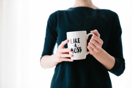 How to Hire a Real Estate Agent: Step-by-Step Guide for Buyers and Sellers
