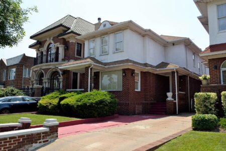 What is the Realtor Commission Rate in New York?