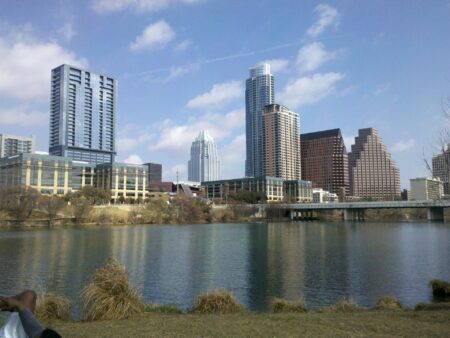 How to Take Advantage of the Buyer’s Market in Austin