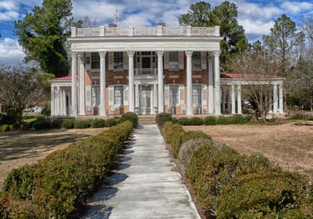 What is the Average Real Estate Commission in South Carolina?