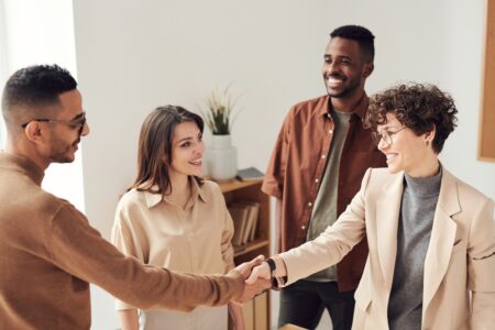 The Top 10 Benefits of Working with a Dual Agent