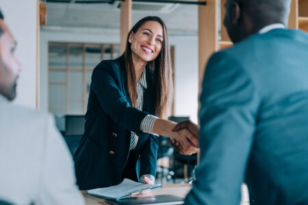 How Much Does a California Real Estate Agent Earn?