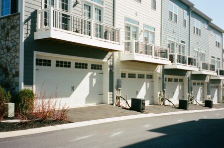 15 Common Types of Houses and House Styles