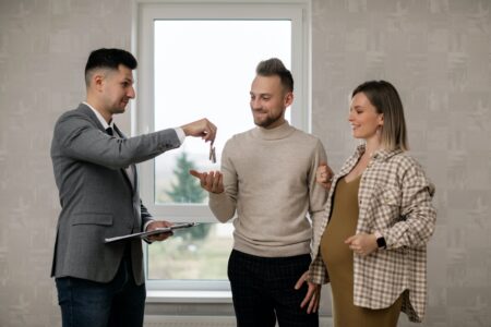 10 Questions to Ask Yourself Before Buying a House