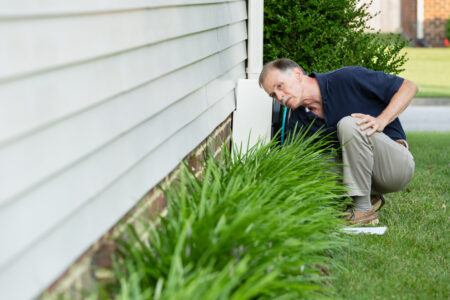 Foundation Cracks: A Home Buyer & Seller Guide to Risks, Repairs, and Resale